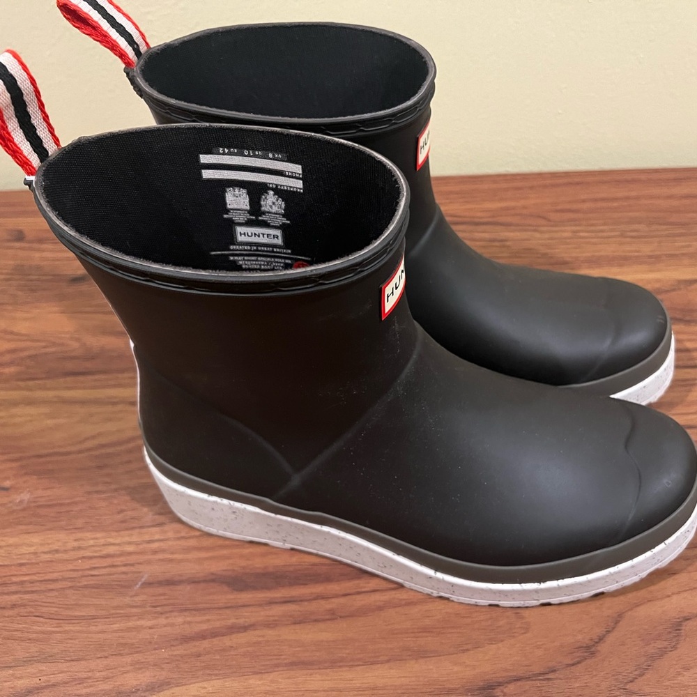 Hunter rain boots like new